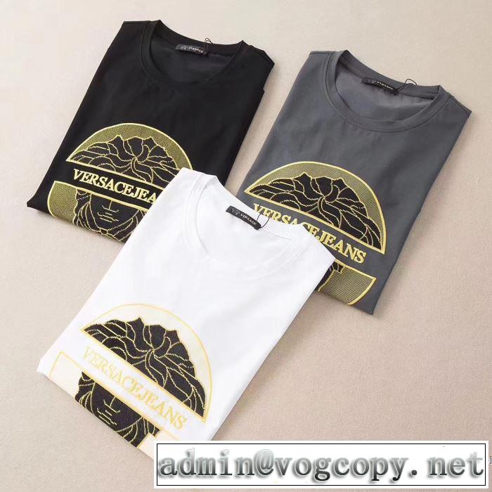 VERSACEロゴ メンズ トップス 今人気の秘訣 ヴェルサーチｔシャツ コピー おしゃれ人気ランキング2020最新トレンド半袖服