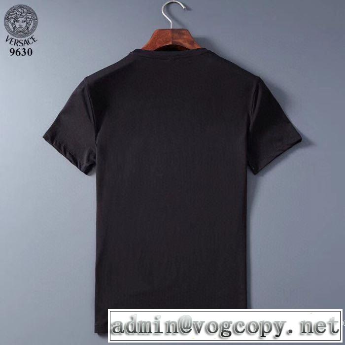 2020年春新作VERSACEコレクション ヴェルサーチ ｔシャツ コピー 半袖 優しい コーデ個性的なｔシャツメンズセール