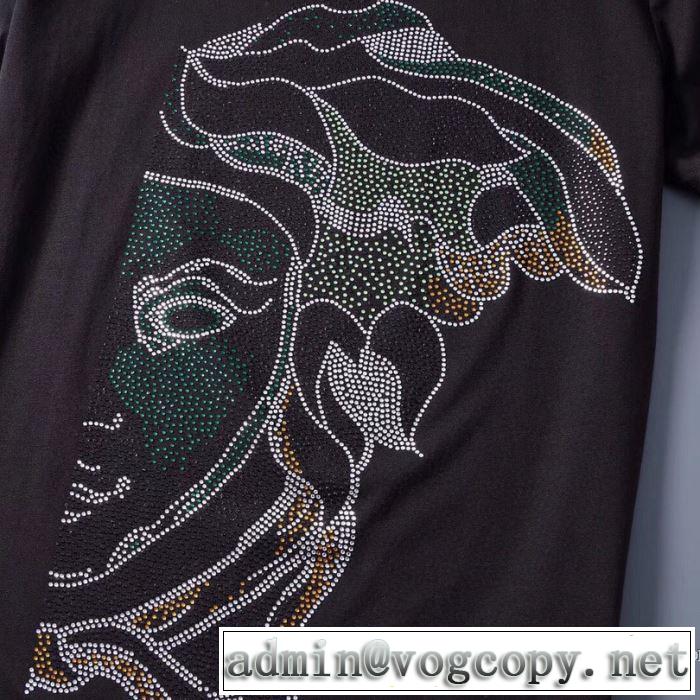2020年春新作VERSACEコレクション ヴェルサーチ ｔシャツ コピー 半袖 優しい コーデ個性的なｔシャツメンズセール
