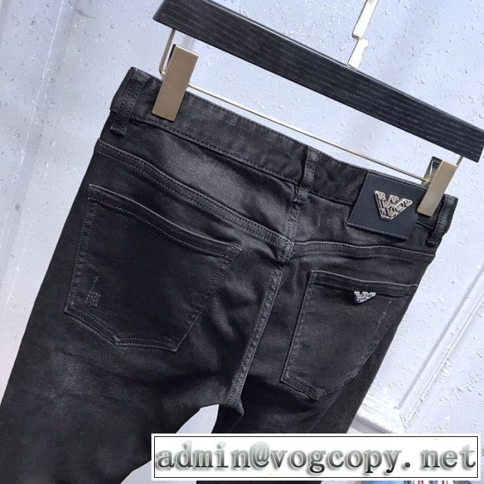 普段見ないデザインばかり デニムパンツ 大活躍する アルマーニ ARMANI 2020年春限定