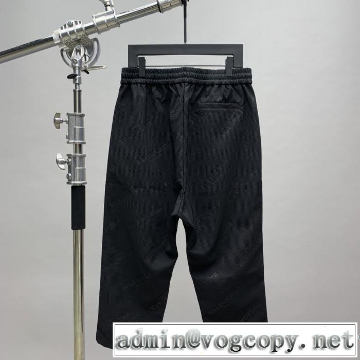 バレンシアガ おしゃれに大人の必見 BALENCIAGA 老舗ブランド ジーンズ 20SS☆送料込