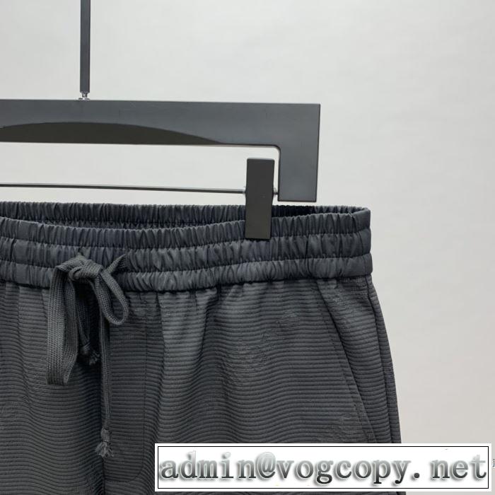 バレンシアガ おしゃれに大人の必見 BALENCIAGA 老舗ブランド ジーンズ 20SS☆送料込