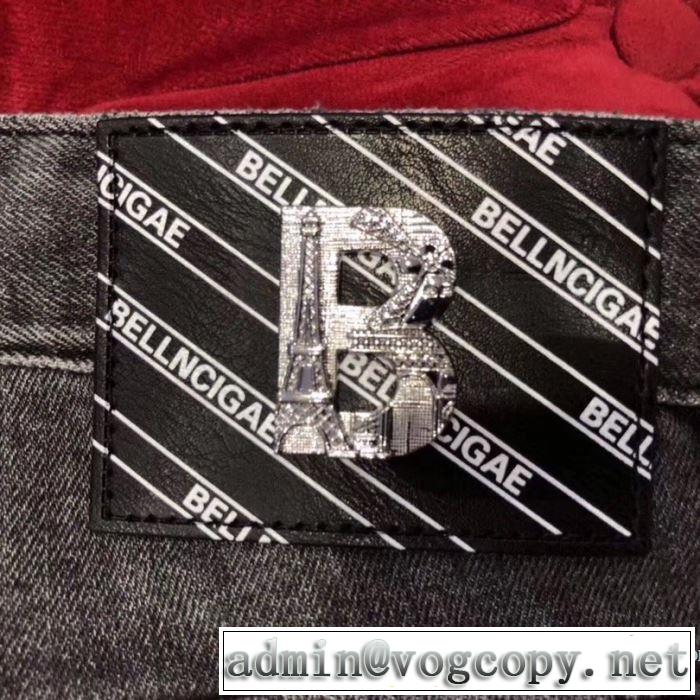 今なお素敵なアイテムだ バレンシアガ BALENCIAGA ジーンズ 今年の春トレンド