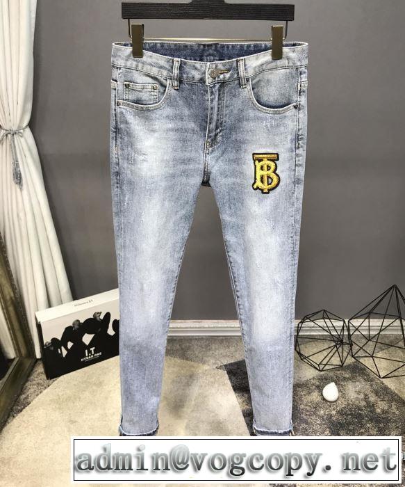 バーバリー海外限定ライン  BURBERRY 20SSトレンド ジーンズ 使いやすい新品