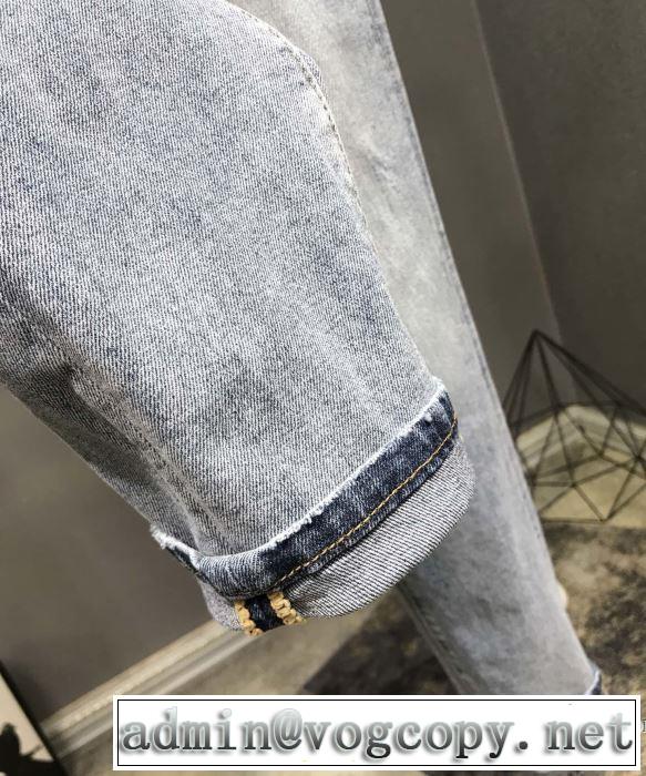 バーバリー海外限定ライン  BURBERRY 20SSトレンド ジーンズ 使いやすい新品