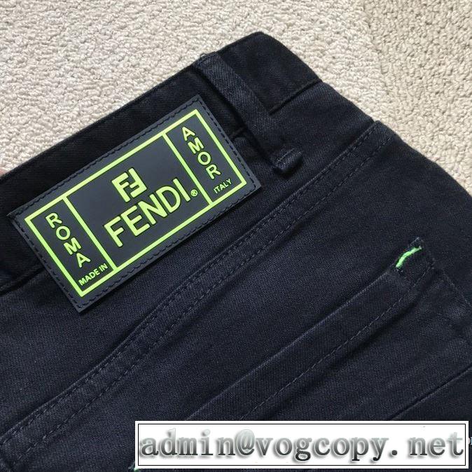 理想のジーンズ フェンデイ コピーFENDI メンズファション デニムブランド カジュアル20代男性におすすめお洒落な人気新品
