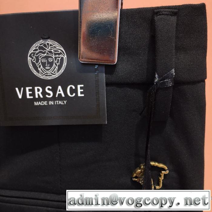 2色可選 2020SS人気 ヴェルサーチVERSACE 今回注目する ジーンズ 2年以上連続１位獲得
