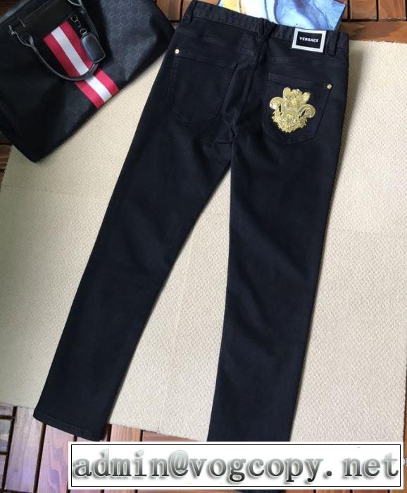 飽きもこないデザイン ヴェルサーチVERSACE 2020年春限定 ジーンズ 今季の主力おすすめ