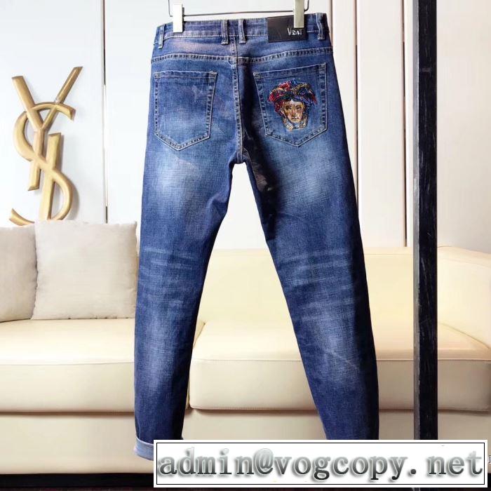 ジーンズ 手の届くプライスが魅力的 ヴェルサーチ 20SSトレンド VERSACE  素敵なアイテム