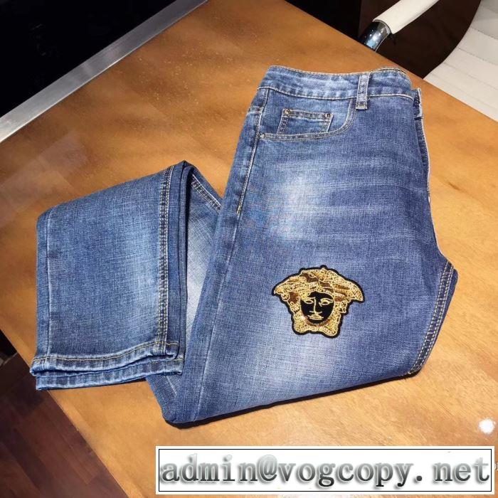 ジーンズ 手の届くプライスが魅力的 ヴェルサーチ 20SSトレンド VERSACE  素敵なアイテム