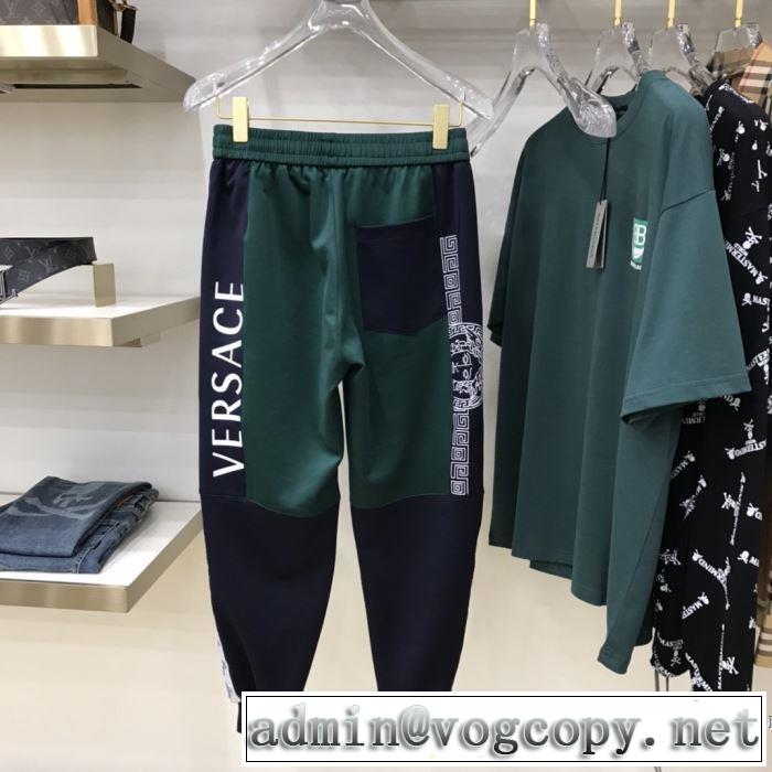 2020春新作 ヴェルサーチVERSACE ファッションに取り入れよう ジーンズ お値段もお求めやすい