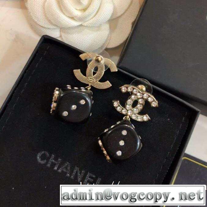 VIP価格SALE CH CH 20新作です ピアス どのアイテムも手頃な価格で