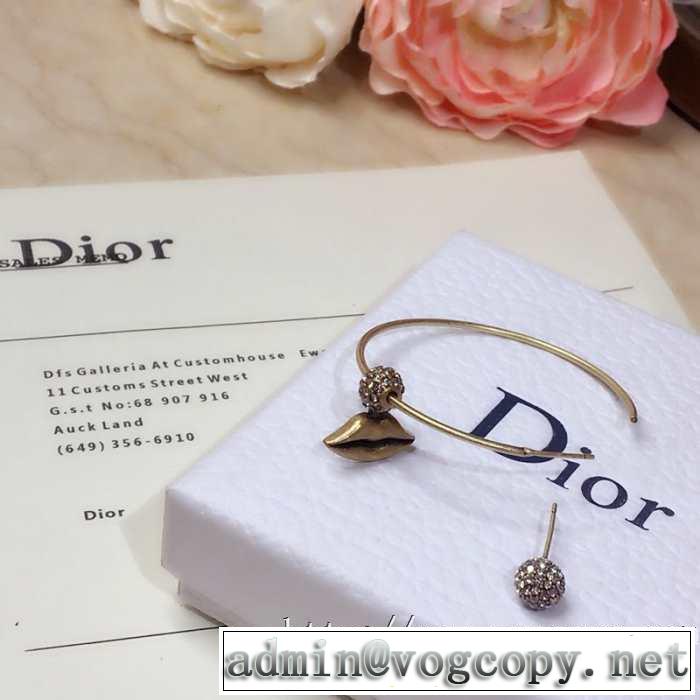 2020年春夏コレクション ディオール愛らしい春の新作 DIOR  ピアス さらに魅力的