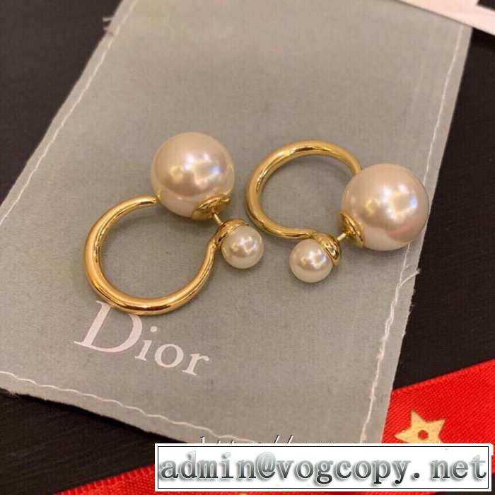 ストリート系に大人気 ディオール DIOR 2020年春限定 ピアス 愛らしい春の新作