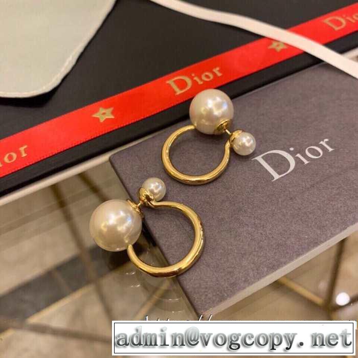 ストリート系に大人気 ディオール DIOR 2020年春限定 ピアス 愛らしい春の新作