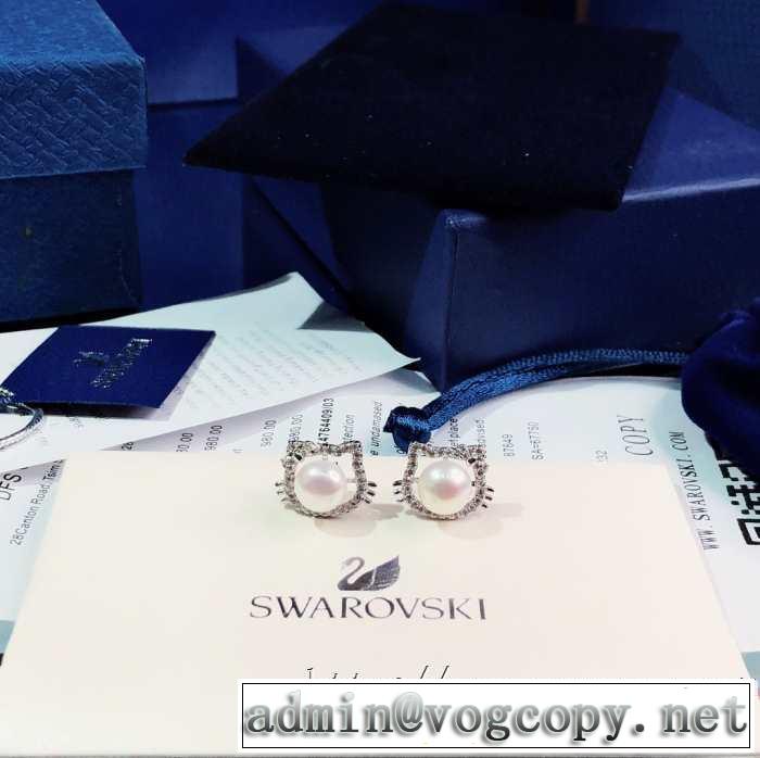 2020モデル スワロフスキー SWAROVSKI世界共通のアイテム ピアス  日本未入荷カラー