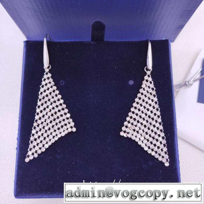 スワロフスキー 2020SS人気 SWAROVSKI 確定となる上品 ピアス  取り入れやすい
