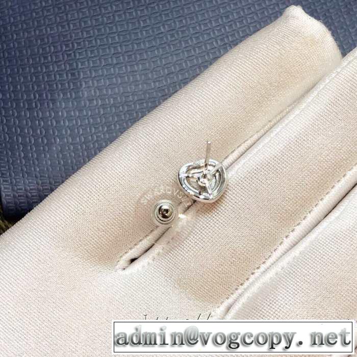 人気は今季も健在 20新作ですスワロフスキー人気の高いブランド SWAROVSKI ピアス