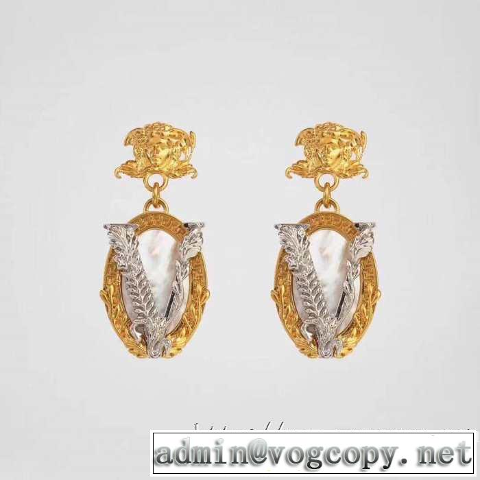 2020春新作 ヴェルサーチ VERSACE 限定色がお目見え ピアス 万能に使える