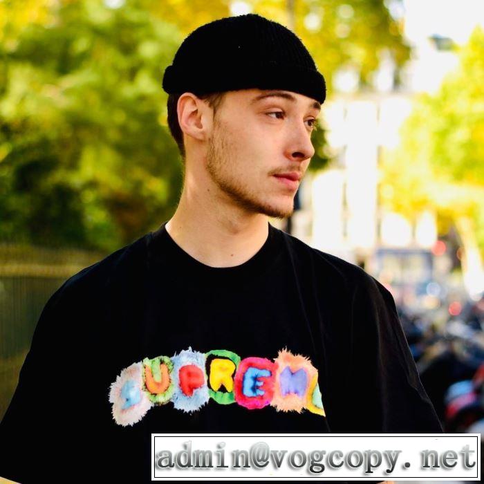 安心安全人気通販 2色可選  Tシャツ/半袖 SUPREME 19FW Pillows Tee  コーデの完成度を高める