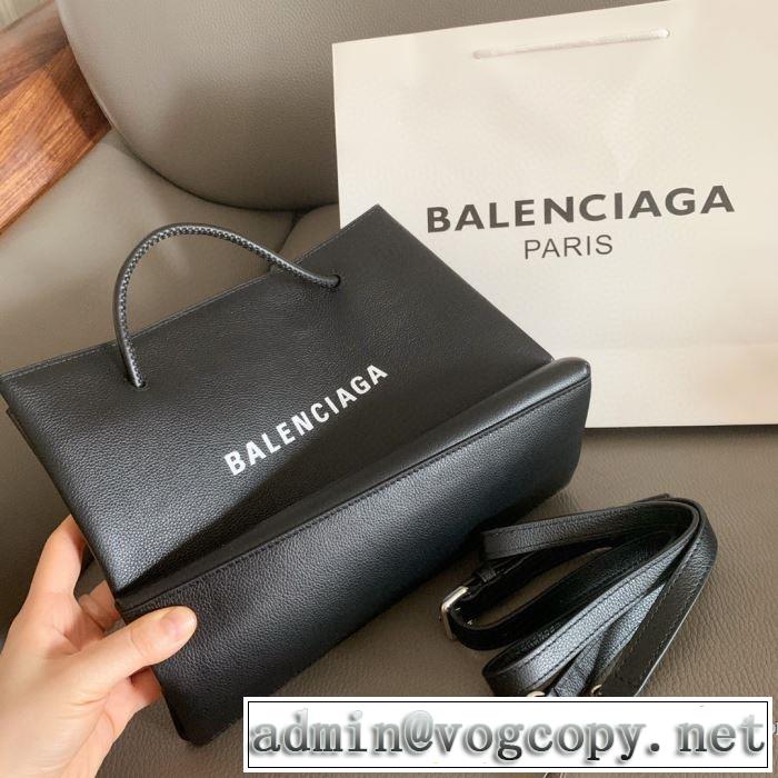 シンプルなファッション 多色可選 バレンシアガ BALENCIAGA スタイルアップ  レディースバッグ 2020モデル