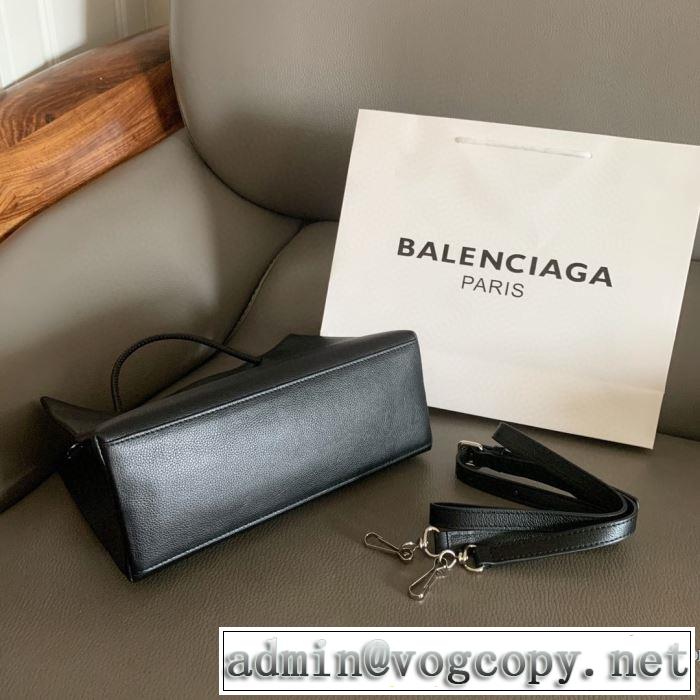 シンプルなファッション 多色可選 バレンシアガ BALENCIAGA スタイルアップ  レディースバッグ 2020モデル