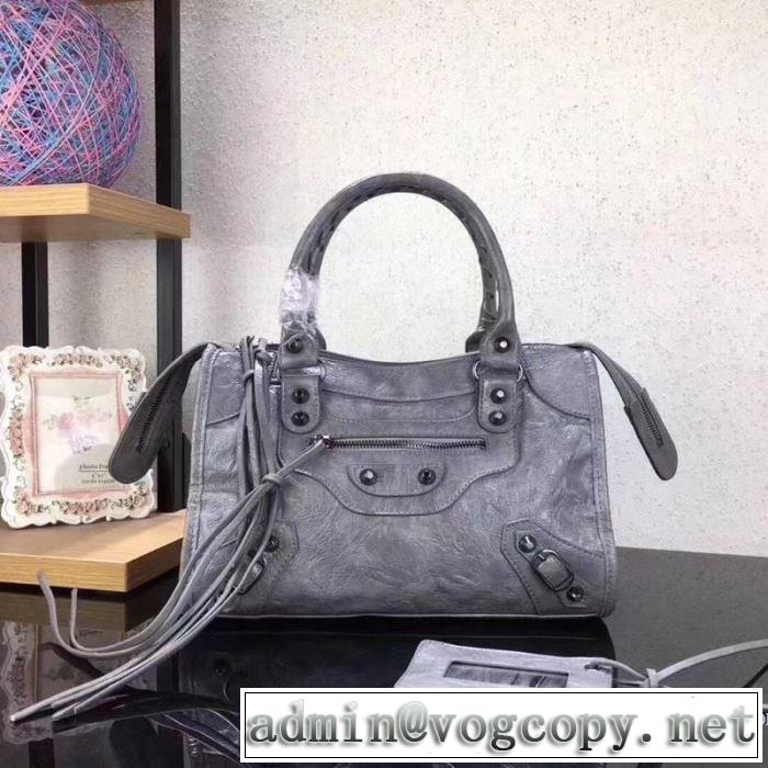 BALENCIAGA  飽きもこないデザイン バレンシアガ 今季の主力おすすめ レディースバッグ