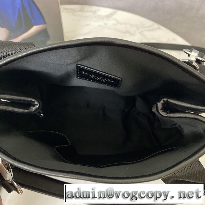 海外でも大人気 レディースバッグ 人気が継続中 バレンシアガ 日本未入荷カラー BALENCIAGA