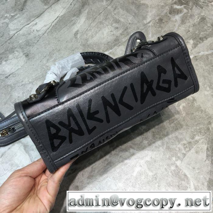バレンシアガ ファッションに合わせ BALENCIAGA  限定アイテム特集 レディースバッグ