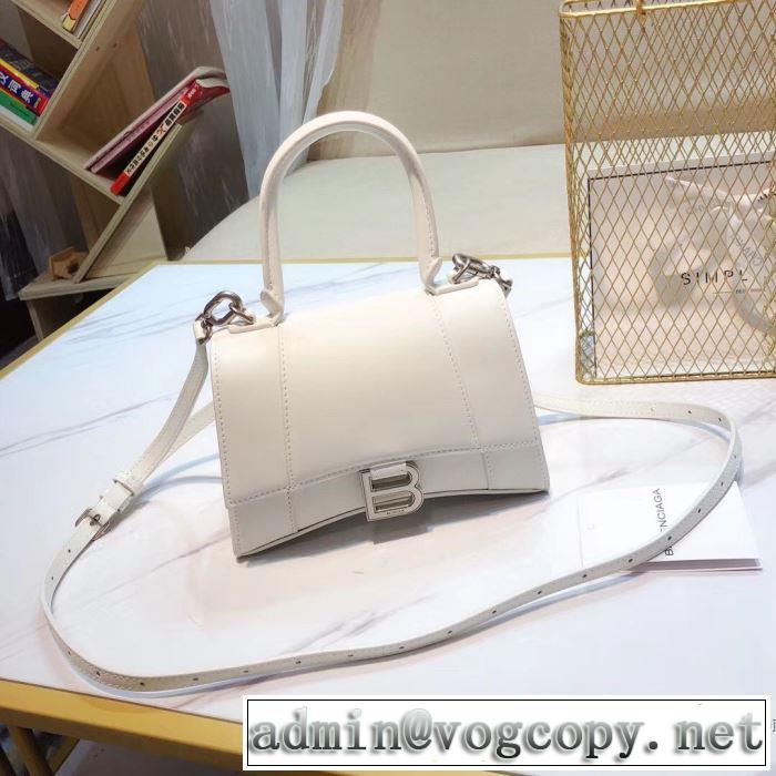 差をつけたい人にもおすすめ レディースバッグ 人気は今季も健在 バレンシアガ BALENCIAGA
