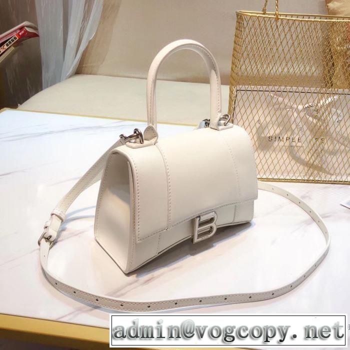 差をつけたい人にもおすすめ レディースバッグ 人気は今季も健在 バレンシアガ BALENCIAGA
