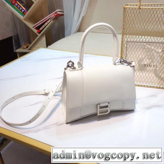 差をつけたい人にもおすすめ レディースバッグ 人気は今季も健在 バレンシアガ BALENCIAGA