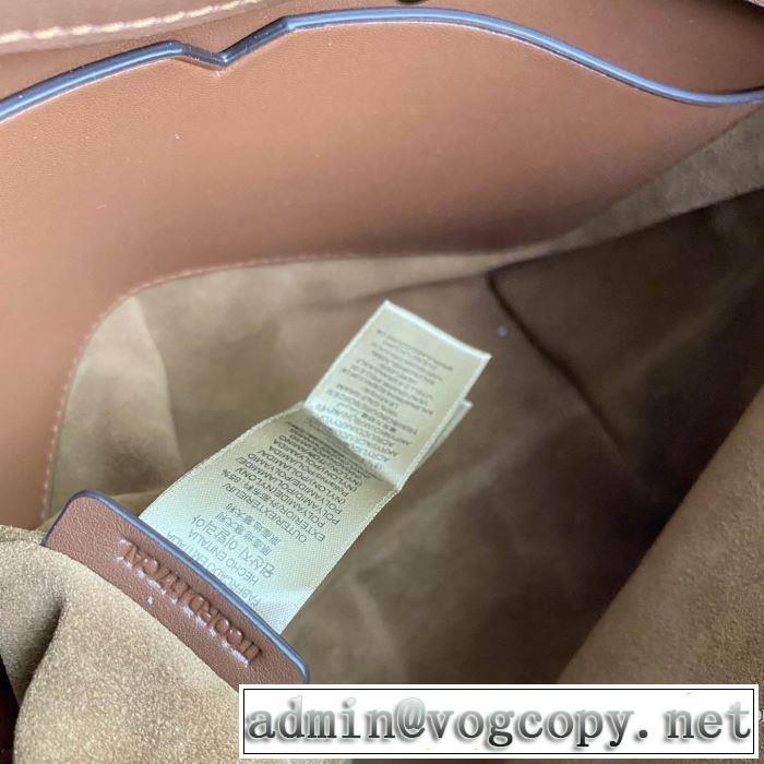BURBERRY 高級感のある素材 レディースバッグ 一番手に入れやすい バーバリー 海外でも人気なブランド