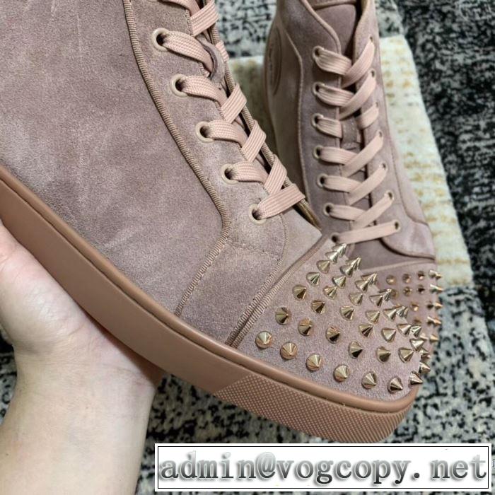 クリスチャンルブタン 最先端のスタイル Christian Louboutin 注目度が上昇中 ランニングシューズ