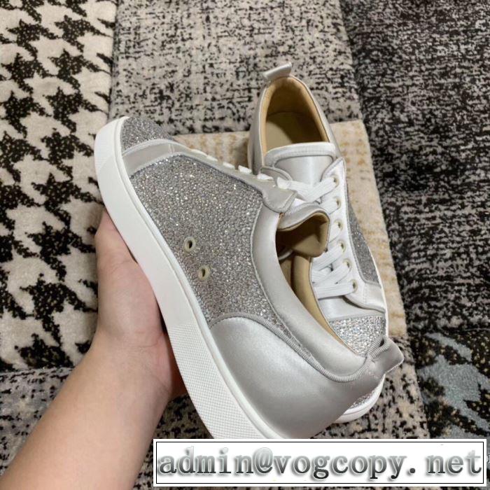 エレガントな雰囲気 ランニングシューズ 2年以上連続１位獲得 クリスチャンルブタン Christian Louboutin
