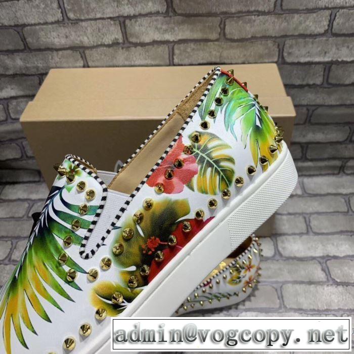 普段使いにも最適なアイテム ランニングシューズ 人気の高いブランド クリスチャンルブタン Christian Louboutin