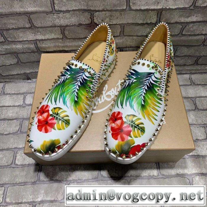 普段使いにも最適なアイテム ランニングシューズ 人気の高いブランド クリスチャンルブタン Christian Louboutin