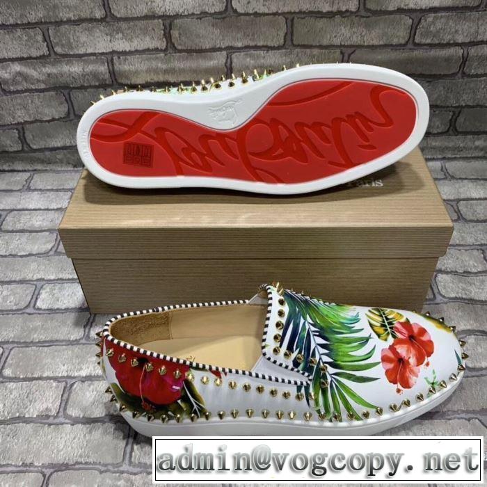 普段使いにも最適なアイテム ランニングシューズ 人気の高いブランド クリスチャンルブタン Christian Louboutin
