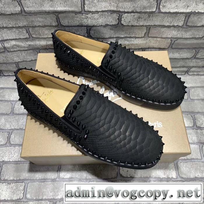 ストリート界隈でも人気 クリスチャンルブタン Christian Louboutin 20新作です ランニングシューズ