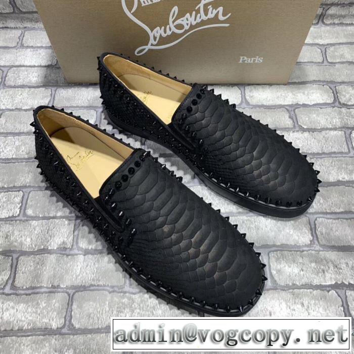 ストリート界隈でも人気 クリスチャンルブタン Christian Louboutin 20新作です ランニングシューズ