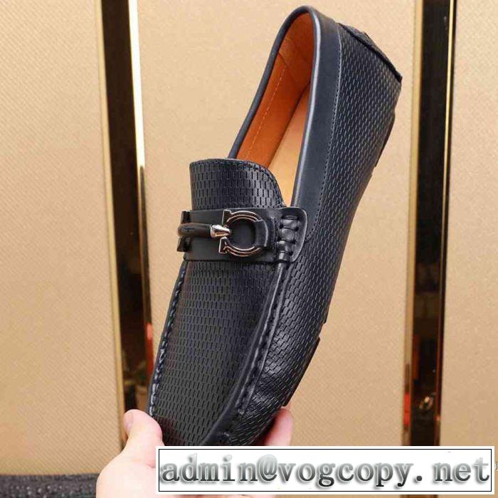 注目を集めてる ローファー 上品に着こなせ サルヴァトーレフェラガモ FERRAGAMO