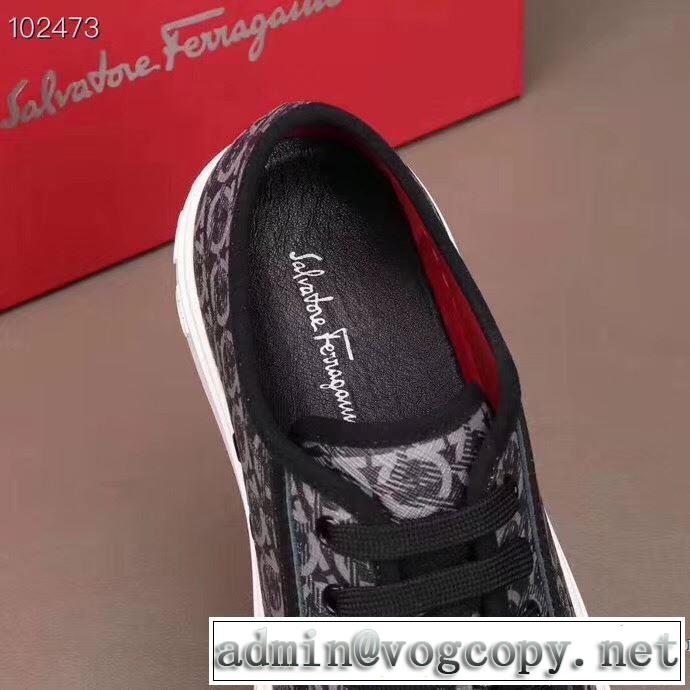 価格も嬉しいアイテム ローファー 手頃価格でカブり知らず サルヴァトーレフェラガモ FERRAGAMO