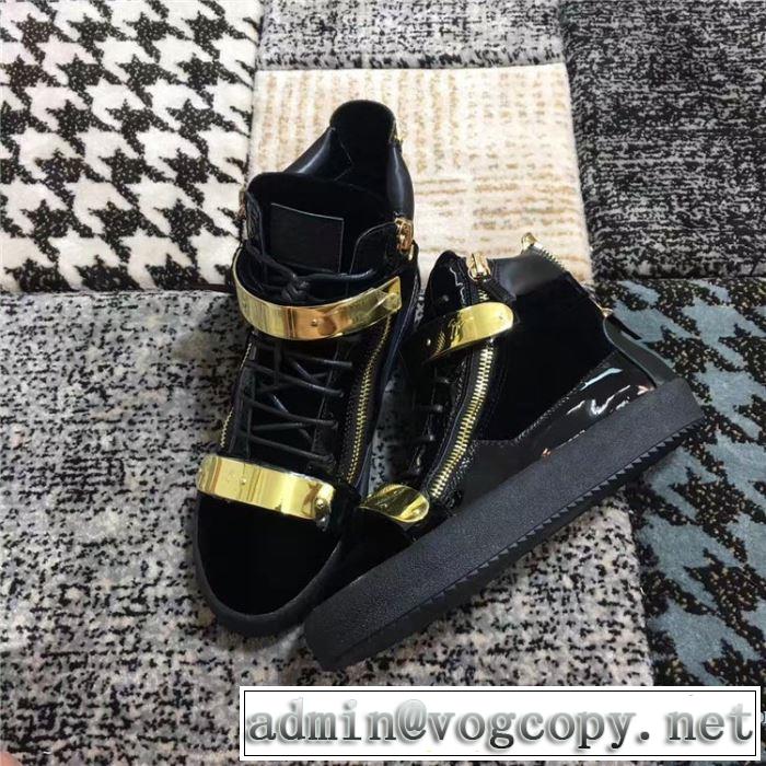 GIUSEPPE ZANOTTI  価格帯が低い ジュゼッペ ザノッティ非常にシンプルなデザインな ランニングシューズ