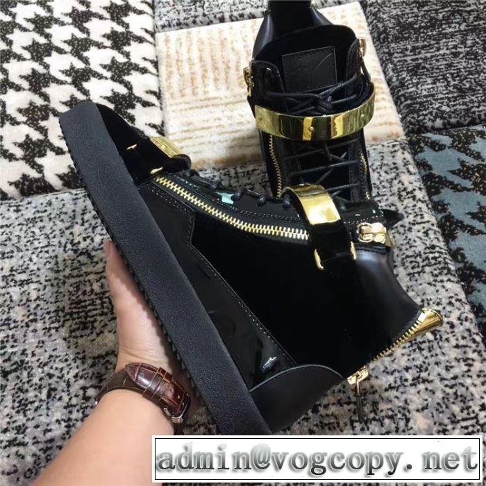 GIUSEPPE ZANOTTI  価格帯が低い ジュゼッペ ザノッティ非常にシンプルなデザインな ランニングシューズ