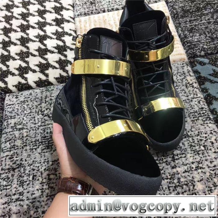 GIUSEPPE ZANOTTI  価格帯が低い ジュゼッペ ザノッティ非常にシンプルなデザインな ランニングシューズ