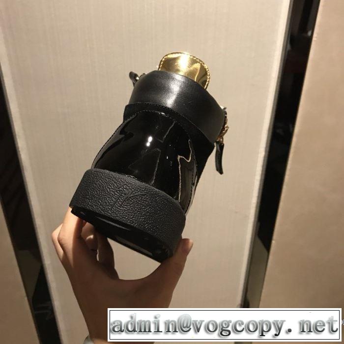 通勤通学どちらでも使え ジュゼッペ ザノッティ GIUSEPPE ZANOTTI 万能に使える ランニングシューズ