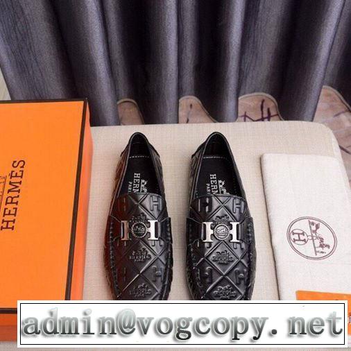エルメス 通勤通学どちらでも使え HERMES 限定アイテムが登場 ローファー 万能に使える