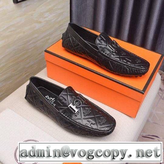 エルメス 通勤通学どちらでも使え HERMES 限定アイテムが登場 ローファー 万能に使える