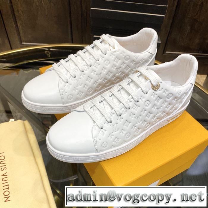 LOUIS VUITTON ストリート界隈でも人気 ルイ ヴィトン2色可選  20新作です スニーカー デザインお洒落