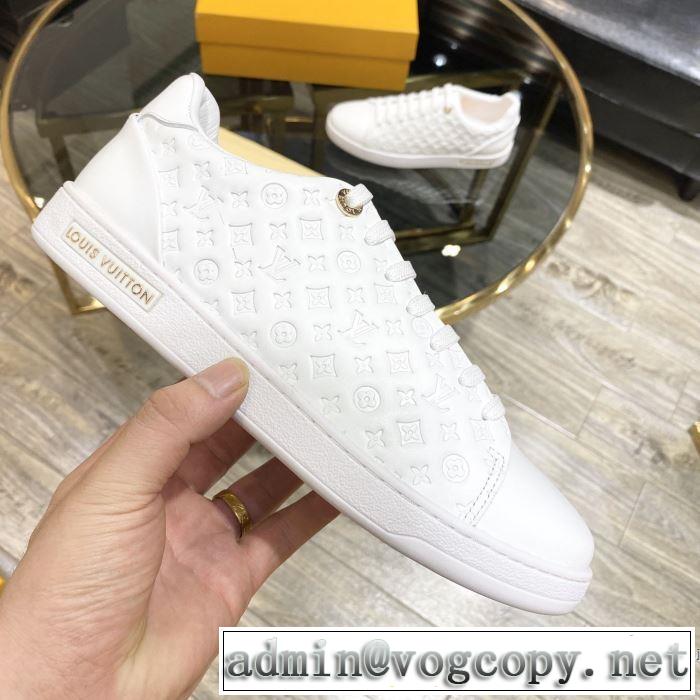 LOUIS VUITTON ストリート界隈でも人気 ルイ ヴィトン2色可選  20新作です スニーカー デザインお洒落